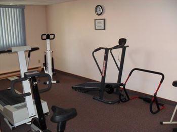 Pickering Towers in Amherstburg, ON fitness facility